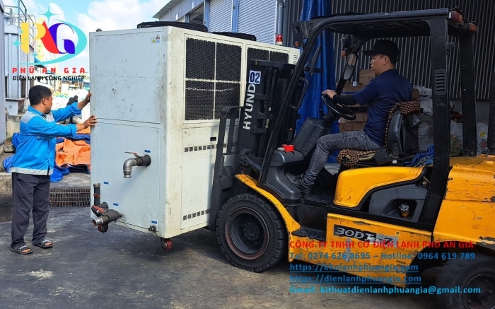 Sửa máy chiller tại Bàu Bàng