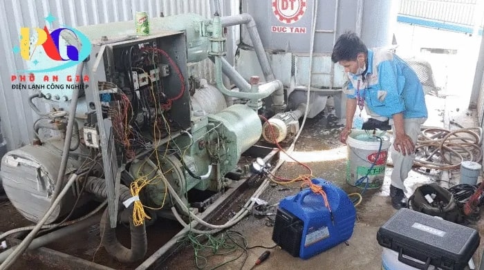 Sửa máy chiller Bến Cát